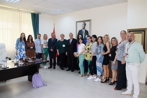Teachers' Action For Health" (Sağlık İçin Öğretmen Hareketi) Başlıklı Projenin Paydaş Ortakları Kaymakam Adnan Çakıroğlu'nu Ziyarette Bulundu